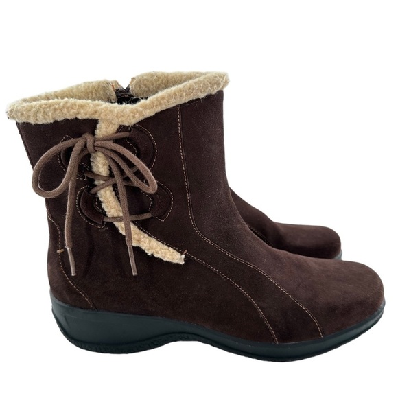 Clarks Bendables womens Angie Madi ankle booties size 
8.5 brown suede boots - Picture 13 of 13